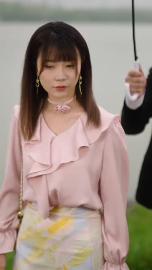 我被套路撞了N下腰(6集) 我被套路撞了N下腰(6集)短剧太精彩