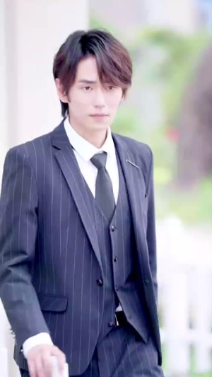 被迫爱上他（67集）爆火短剧推荐