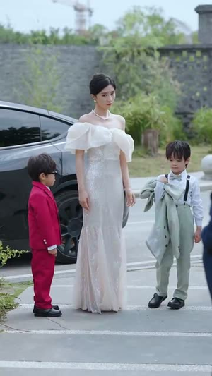 穿成四个反派崽子的恶毒亲妈(100集) 穿成四个反派崽子的恶毒亲妈(100集)在哪个平台能看