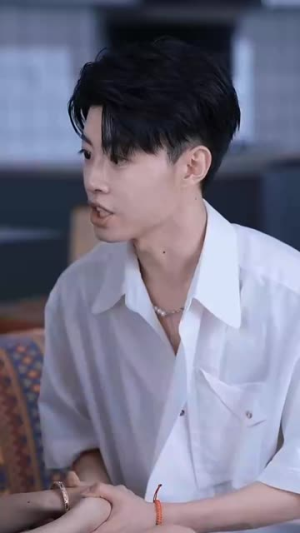 天宫月饼(35集) 天宫月饼(35集)分享好看短剧