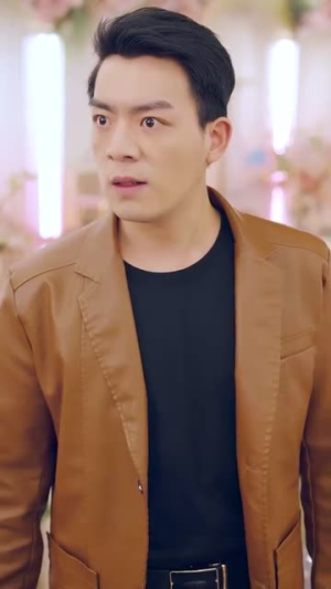 战神的五个绝色师姐倒追我(82集) 战神的五个绝色师姐倒追我(82集)最热短剧推荐