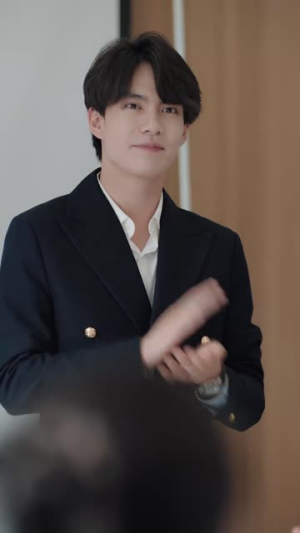 二十九(66集) 二十九(66集)热门短剧来袭