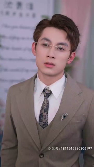 一胎四宝，爹地跪在产房痛哭流涕（新：命中注定我爱你）短剧太精彩了