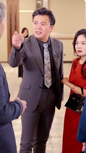 出走的勇气(30集) 出走的勇气(30集)短剧精彩绝伦