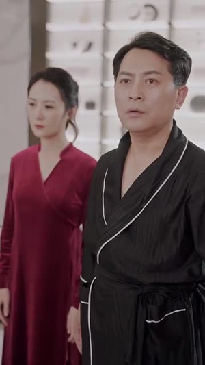 寄生上流(40集) 寄生上流(40集)追短剧太上头了