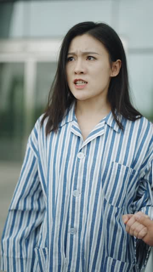 离婚后大小姐在娱乐圈杀疯了（80集）海量资源免费看