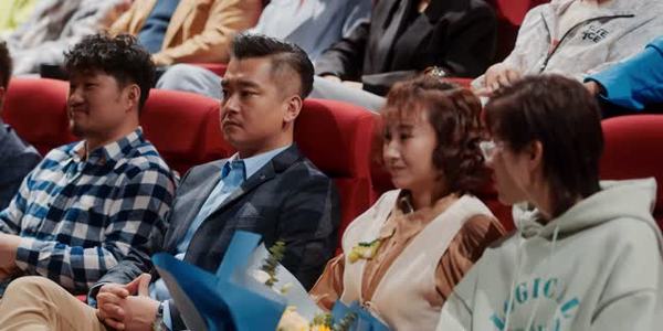 请和搞笑的我谈恋爱 (30集) 请和搞笑的我谈恋爱 (30集)短剧热门推荐