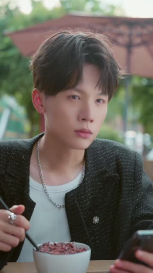 我把失忆霸总捡回家 我把失忆霸总捡回家爆款短剧一起追