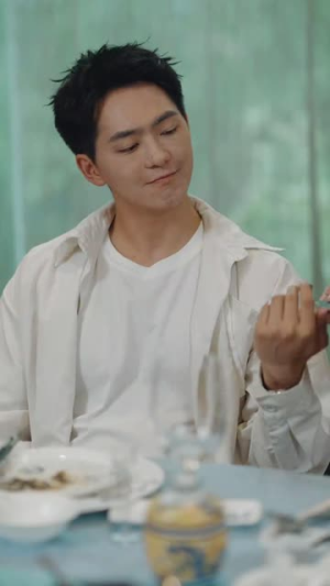 完蛋，我被她们包围了（82集）悬疑短剧推荐