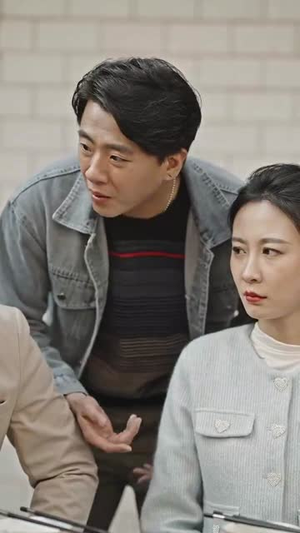 有钱没钱回家过年（35集）短剧越看越精彩