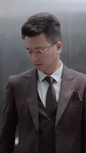 无言寸草心(60集) 无言寸草心(60集)精彩短剧热播