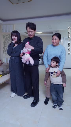 悬崖上起舞（45集）上热门短剧