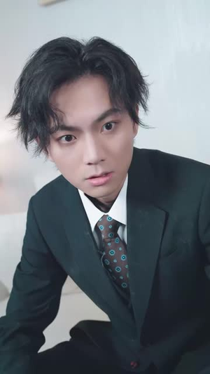 凤山行凤鸣孤月满星辰（65集） 热门短剧推荐