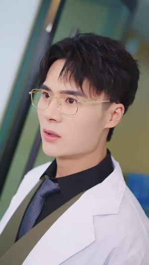 急诊室外的那个电话(40集) 急诊室外的那个电话(40集)今日短剧分享