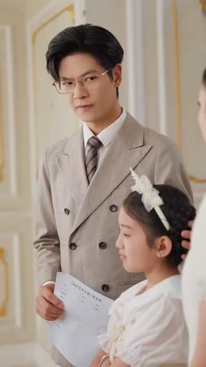 萌宝重生穿越时空救娘亲 (94集) 萌宝重生穿越时空救娘亲 (94集) 迅雷网盘观看