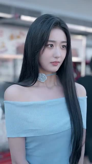 逆袭从阿姨家开始 (73集) 逆袭从阿姨家开始 (73集)今日最火短剧