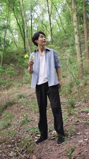 乡野医美 (80集) 乡野医美 (80集) 精彩短剧分享