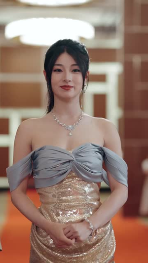 我爸用我身体开挂了（64集）热门短剧推荐。