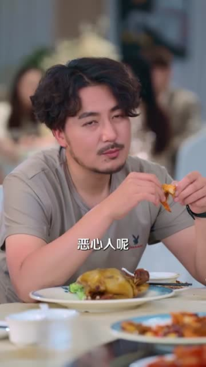 股神隐世一心只想卖炒饭(56集) 股神隐世一心只想卖炒饭(56集)热门短剧又来了