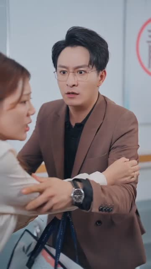 偏我爱你不逢时 (41集) 超火短剧抢先看