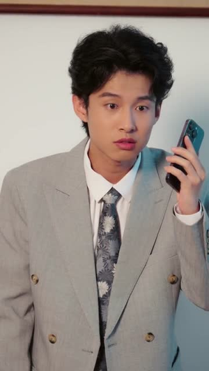 魔鬼上司变后妈老爹你真行 (76集) 爆款短剧一起追